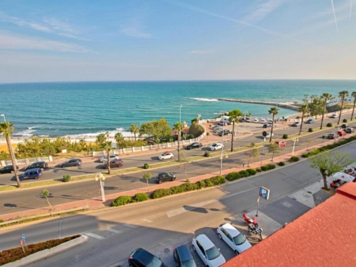 Chic Beachfront Flat With Amazing Sea Views And Private Indoor Parking Benalmádena Exterior foto
